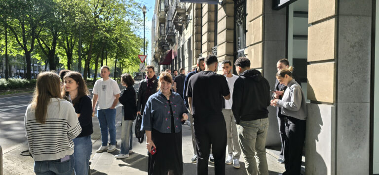 Students outside ESLM